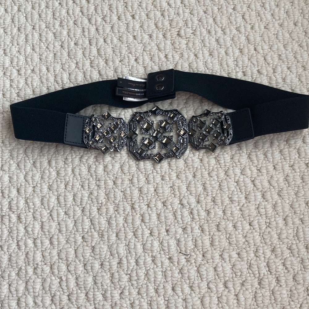 BCBG belt, size S. Great condition.